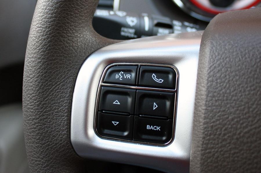  Dodge Durango 2011 года  (фото 24 из 70)